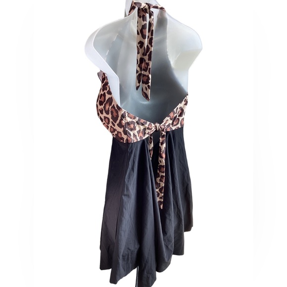 2 Piece Ruffle Halter Swimsuit. NWT - Picture 13 of 15